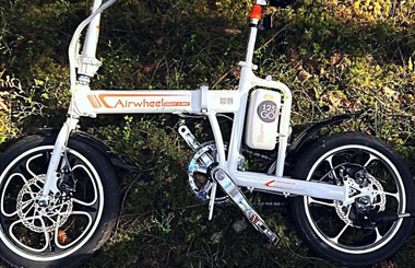 Airwheel R5 tour electric bike