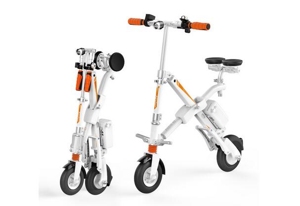 Airwheel electric bike uses high quality accessories like branded lithium battery and the famous tire brand. 